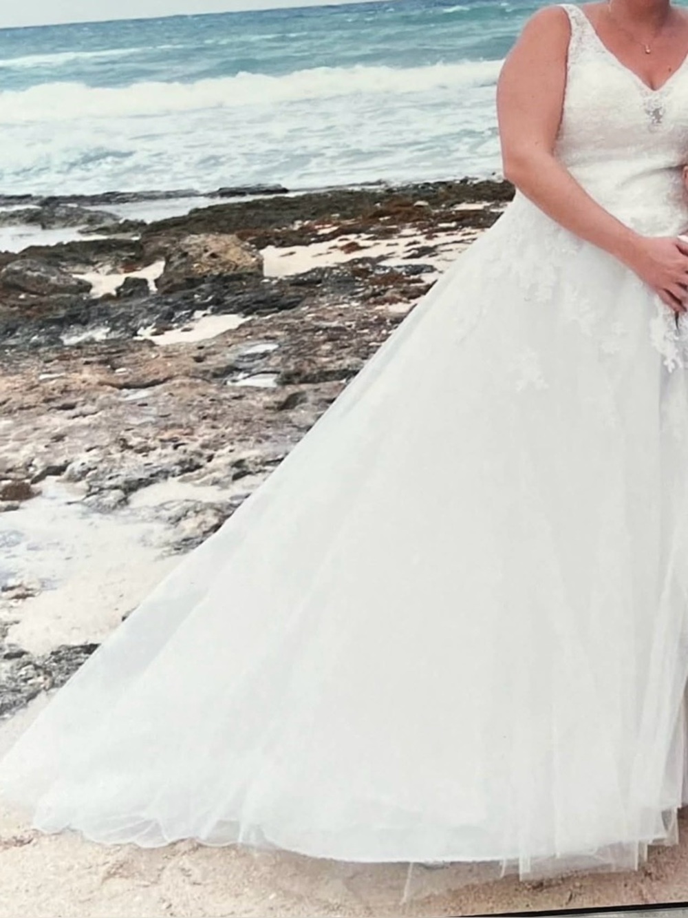 Bouquet by Eddy K wedding dress